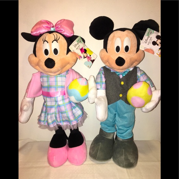 2021 Mickey & Minnie Standing Easter Greeters
